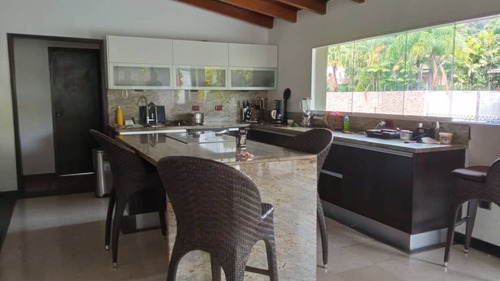 Imagen 11 de 12 de Vendo Casa 650m2 4h/4b/4p Prados Del Este 5028