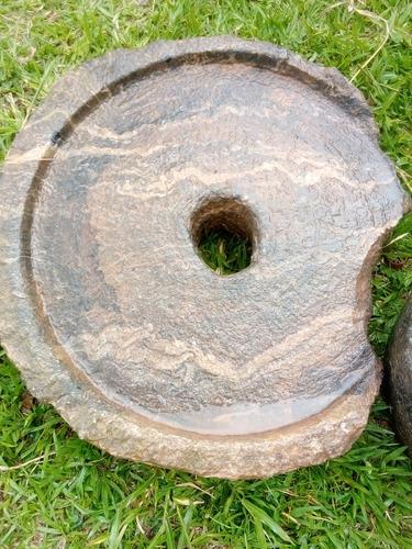 Pedras De Moinho Antigo. 300kg (Usado)