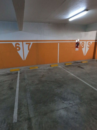 Imagen 5 de 7 de Cochera En Venta En Lomas De Zamora