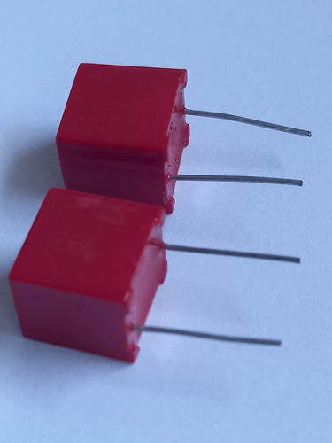 Capacitor Poliéster 10000 160-ed (2peças)