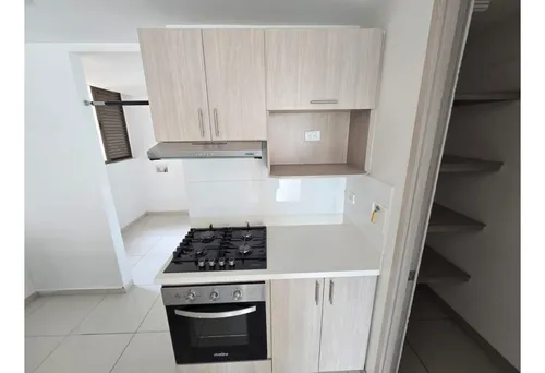 Vendo Apartamento Loma De San José Parte Baja