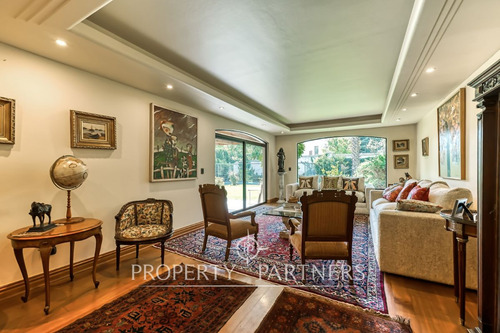 Excelente Casa Estilo Chileno, En Santuario Del V...