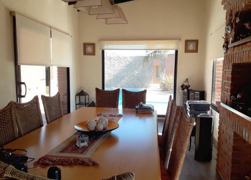 Imagen 6 de 14 de Casa En Venta En Canning