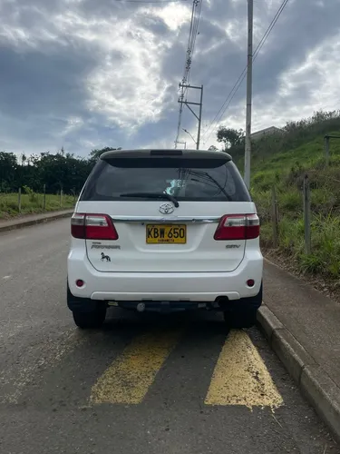 Toyota Fortuner 3.0 Sr5