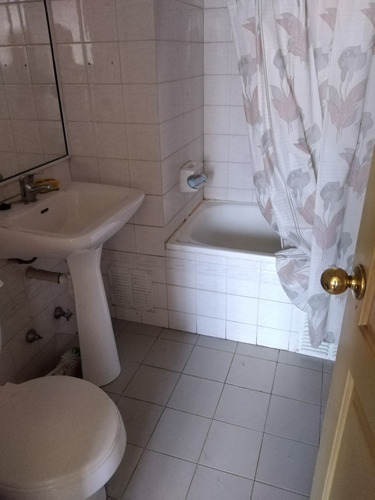 1 Poniente, C/s Muebles, 3 D, 2 B, Pieza Y Baño Servicio