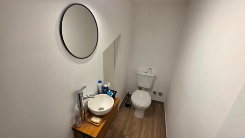 En Venta Ph De 2 Ambientes En Dúplex Con Cochera. San José.