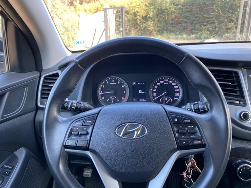 Hyundai Tucson 2.0 Gl Advance Tl 6at 5p 2016. Único Dueño.