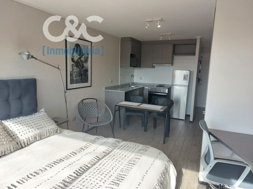 Oportunidad! Loft Amoblado Con Est Y Bod, C. Barón Con Vista
