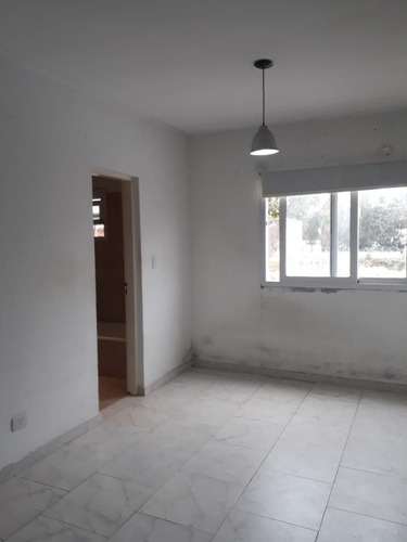 Imagen 4 de 9 de Departamento En Venta En Muñiz