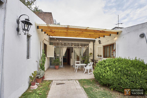Casa Venta - 3 Dormitorios 2 Baños - Cocheras - Piscina - 180mts2 - City Bell, La Plata