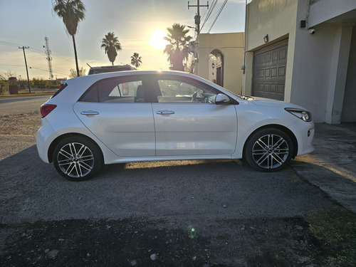 Kia Rio 1.6 Ex Hchback At