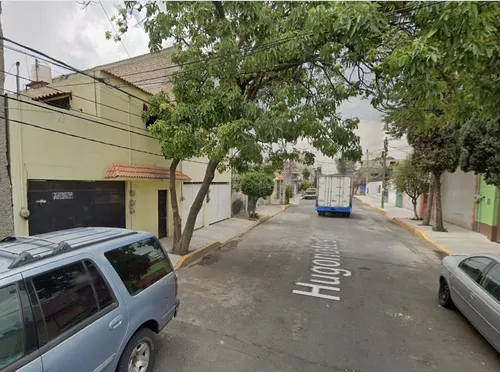 Casa En Venta Ubicada En Hugonotes, Miguel Hidalgo, Tláhuac, Cdmx. Sk04