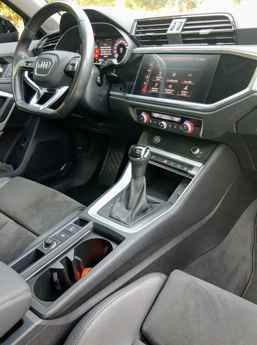Audi Q3 2020 1.4 Black Tfsi S-tronic 5p