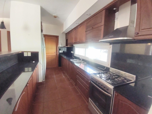 Casa De 4 Dormitorios En Barrio Privado San Joaquín, Exaltación De La Cruz