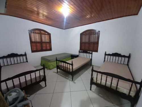 Imagem 12 de 14 de 6.000 M², Casa Sede E De Caseiro, Área De Lazer Com Piscina!