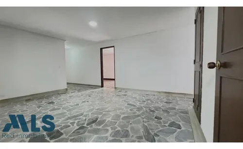 Amplitud Y Elegancia En Un Solo Lugar(mls#254795)