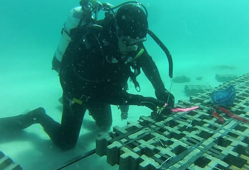 Parche  Bajo El Agua Piscinas Estructurales Filtros Iii