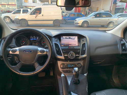 Imagen 8 de 10 de Ford Focus Iii 2014 2.0 Sedan Titanium At6 Automania