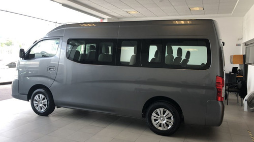 Imagen 7 de 15 de Nissan Urvan 4 Puertas