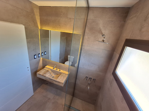 Casa A Estrenar En Venta