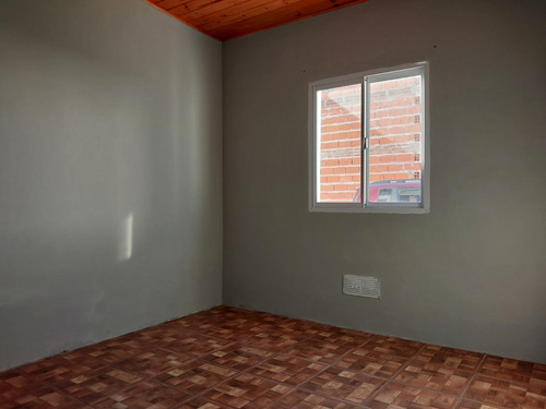 Departamento En Venta - 2 Dormitorios 3 Baños - 550mts2 - Carmen De Areco