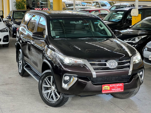 Toyota SW4 Toyota SW4 2.8 TDI SRX 7L 4x4 (Aut) (Diesel)