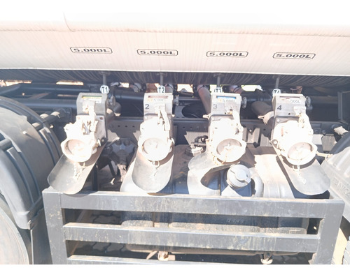 Mb-2425 Atego 8x2 Tanque 2011 Todo Revisado 270.000,00.