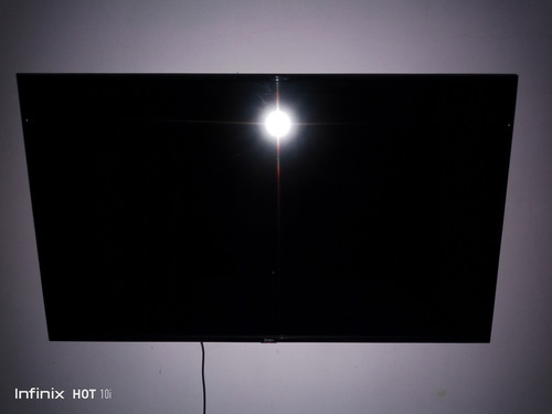 Tv Síragon 43 7443 Falla En Pantalla 50$ Con Su Control (Usado)