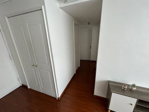 Departamento En Arriendo De 2 Dorm. En Providencia
