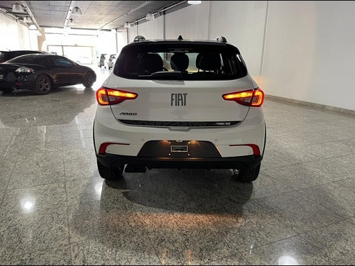 Imagem 4 de 10 de Fiat Argo Argo Trekking 1.3 8v Flex
