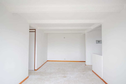 Vendo Apartamento Fuente Azul Pilarica Piso Alto
