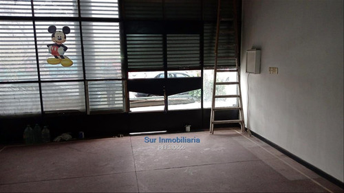 Imagen 5 de 7 de Excelente Local Comercial Apto Para Todo Destino Cw180666