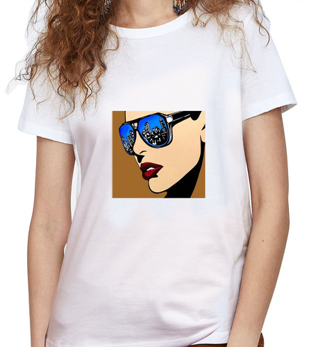 Camiseta Dama Estampada ilustracion Mujer En La Ciudad