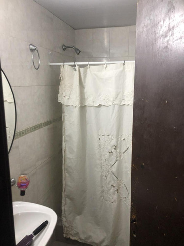 Imagen 4 de 11 de Venta - Casa - Bella Vista