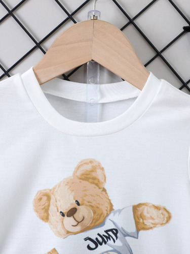 Conjunto De Camiseta Y Pantalones Cortos Con Estampado De Os