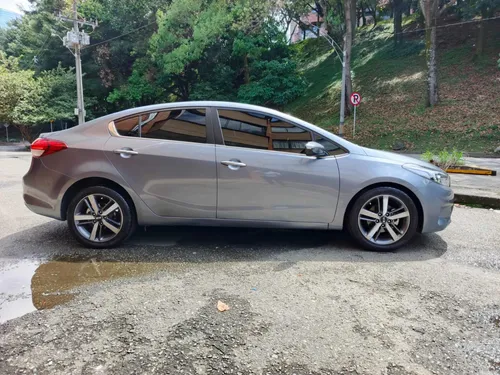 Kia Cerato Pro 2da Generación Mod 2017 Caja Sexta Mecanico