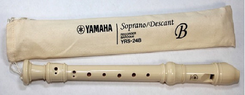 Flauta Yamaha Soprano Escolar Yrs-24b Con Funda