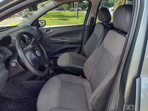 Volkswagen Voyage 1.6 Comfortline 101cv C/Gnc