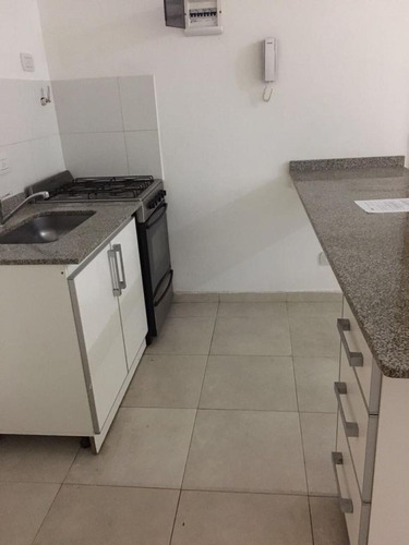 Imagen 5 de 12 de En Venta. Amplio Dpto. 2 Ambientes - San Miguel Centro
