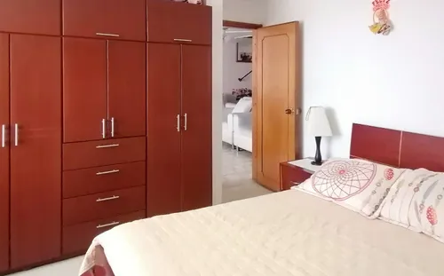 Casa-local En Venta En El Vergel. Cod V11750047