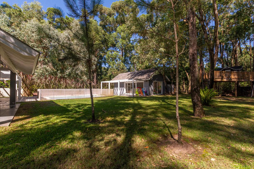Venta Casa 3 Dormitorios, Solanas, Punta Del Este
