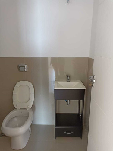 Departamento En Venta En Berazategui, G.b.a. Zona Sur, Argentina