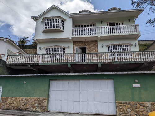 Venta De Casa En Los Castores, San Antonio De Los Altos