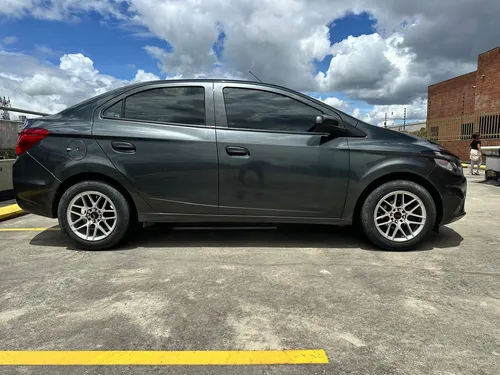 Chevrolet Onix 1.4 L.T Sedan Mecanico