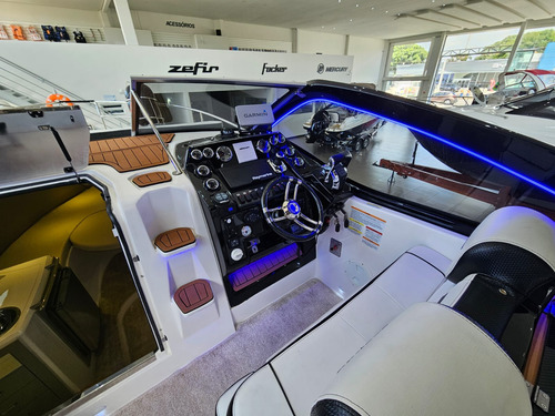 Lancha Focker 333 - Gran Turismo Parelha Diesel Com Joystick