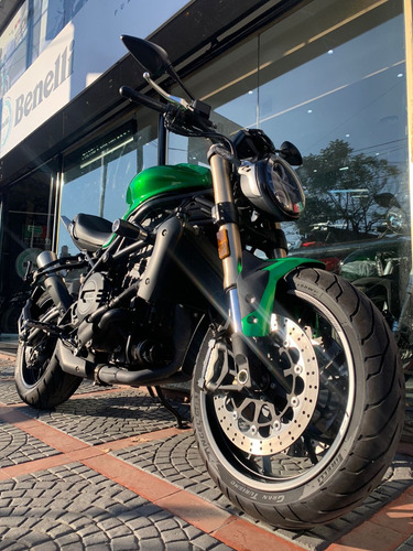 Benelli 752s Duomo Motos