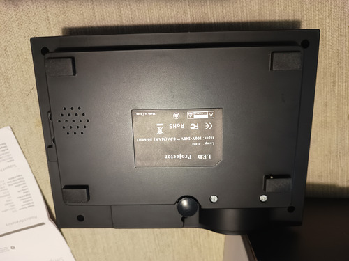 Proyector Mini Unic Uc46 1200lm Negro 110/220v Negro (Usado)