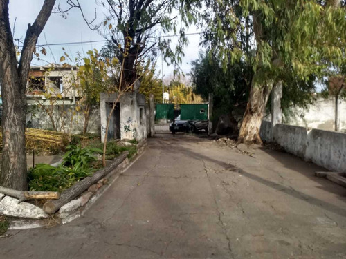 Imagen 3 de 4 de Amplia Propiedad Zona Feria La Salada