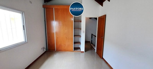 Imagen 12 de 14 de Venta De Depto 2 Amb En Duplex Con Cochera!