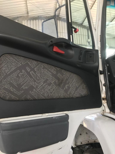 Imagem 6 de 15 de 2324 Mercedes Benz